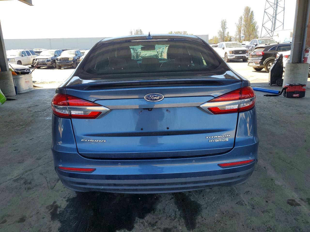 2019 Ford Fusion Titanium - Фото 6