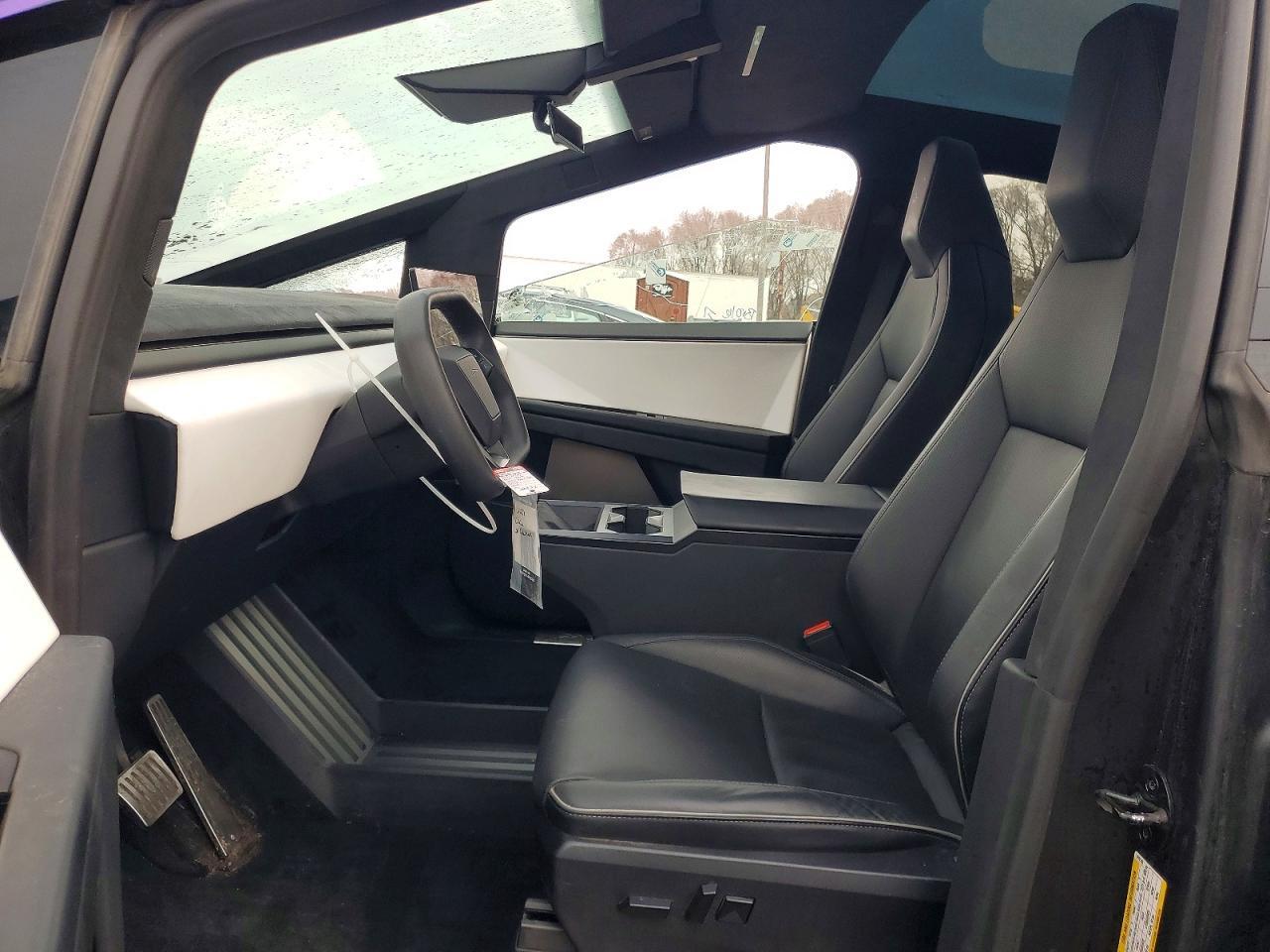 2024 Tesla Cybertruck - Фото 7