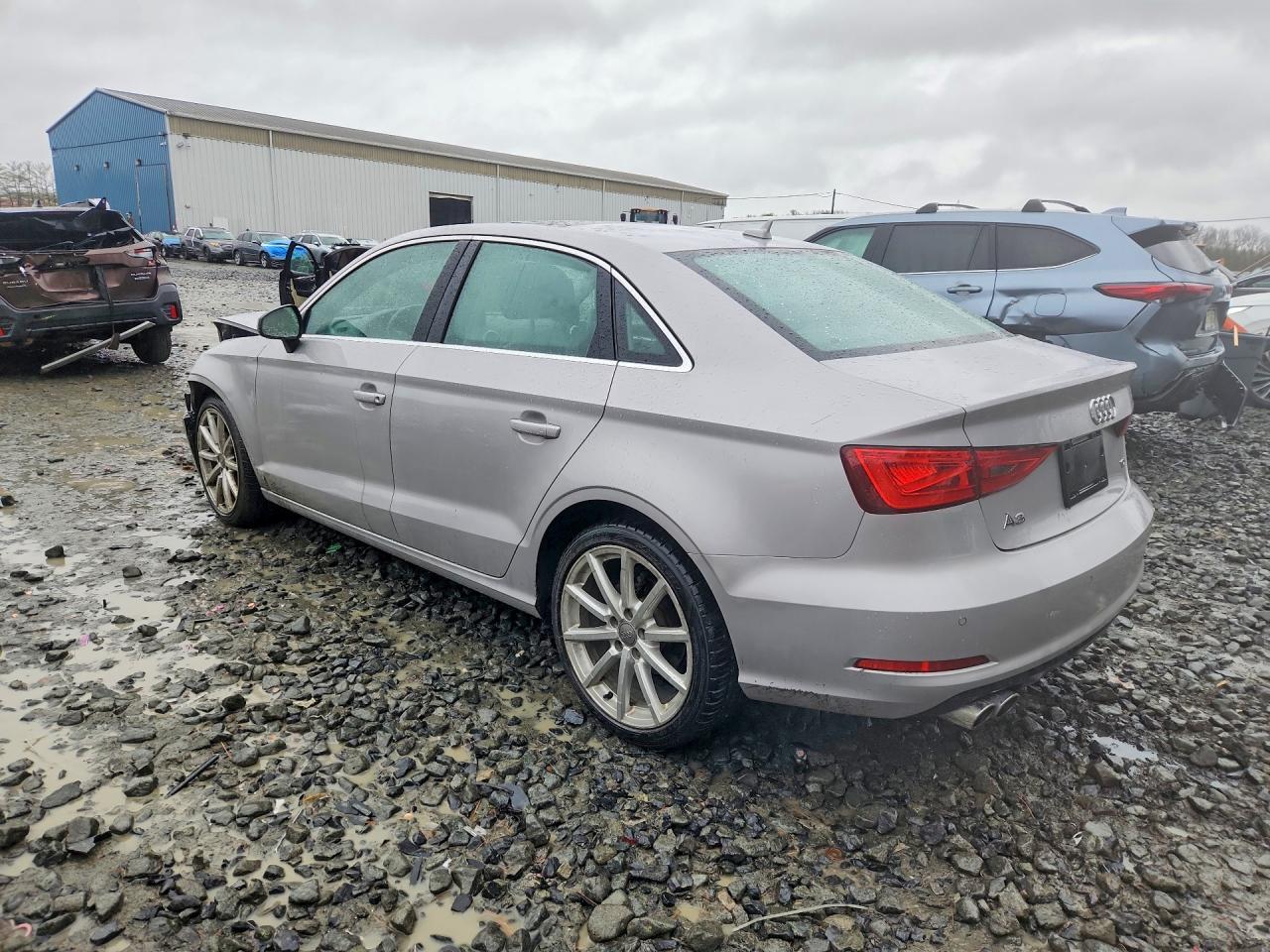 2015 Audi A3 Premium Plus - Фото 2