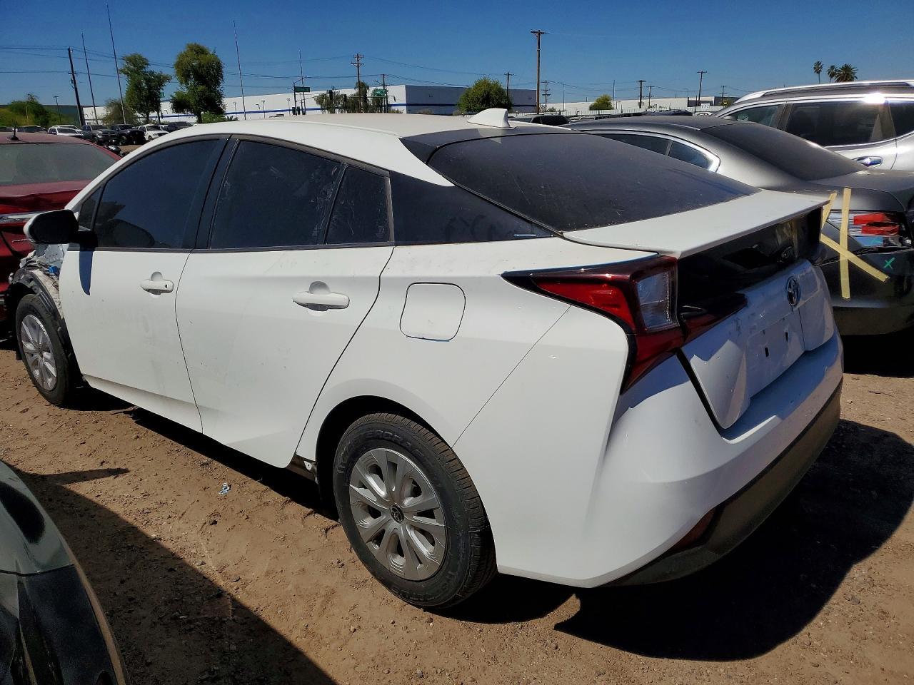 2021 Toyota Prius - Фото 2