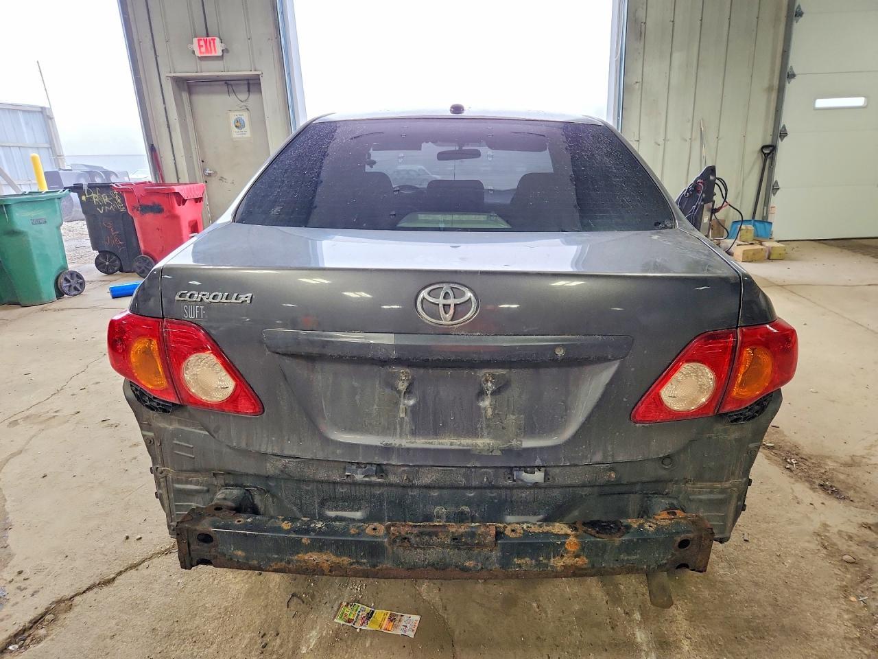 2010 Toyota Corolla Base - Фото 6