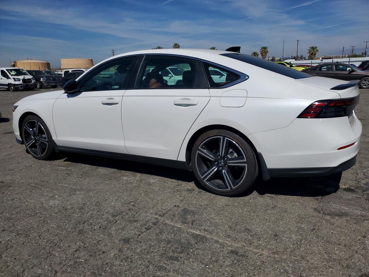 2025 Honda Accord Hybrid Sport - Image 2