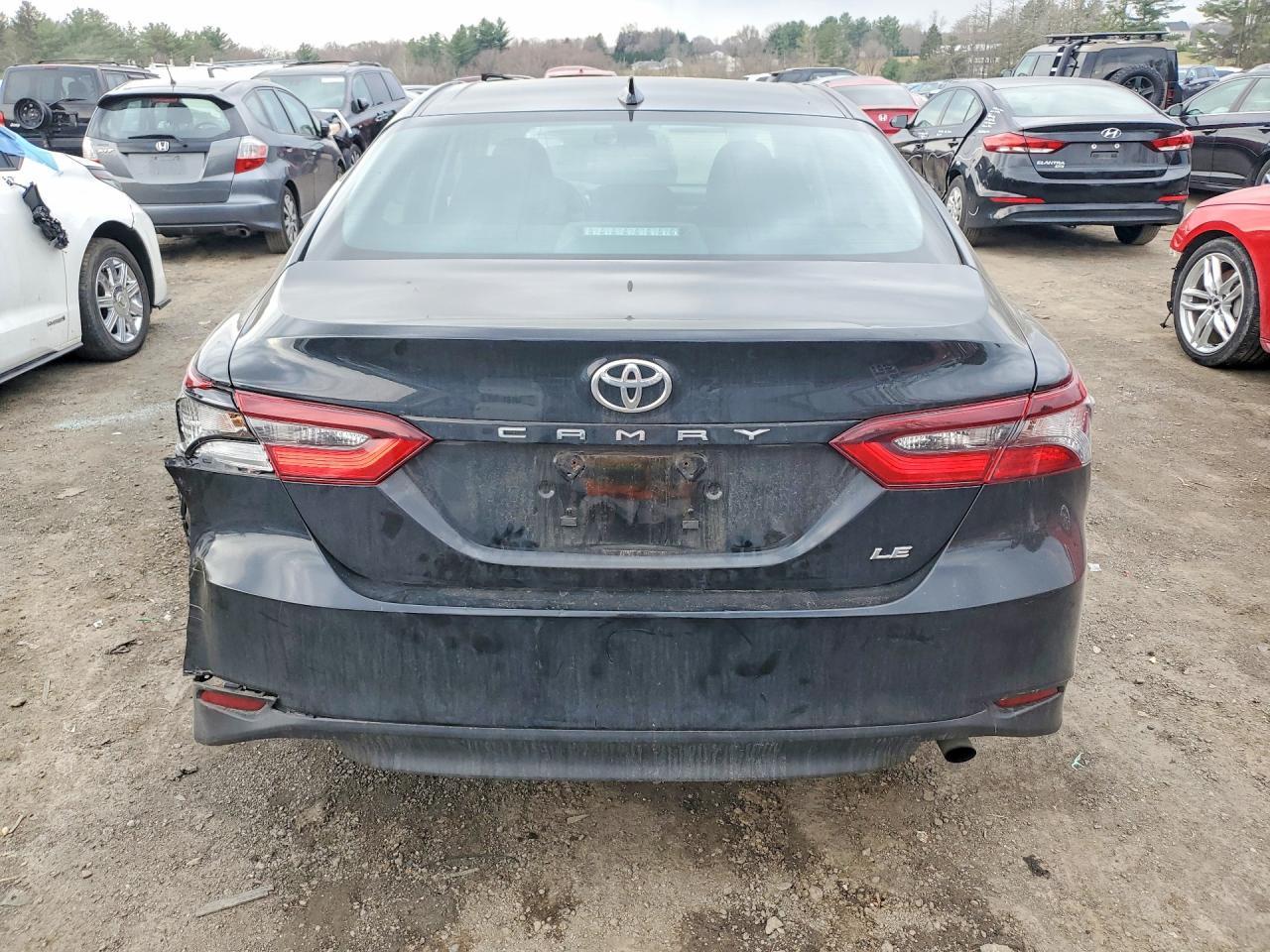 2024 Toyota Camry Le - Фото 6