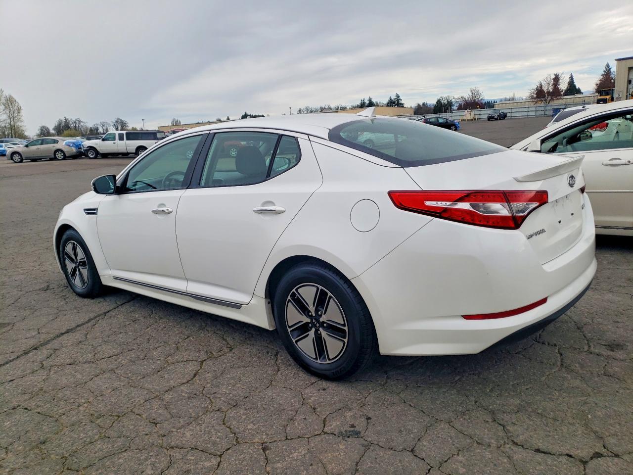 2012 Kia Optima Hybrid Lx - Image 2