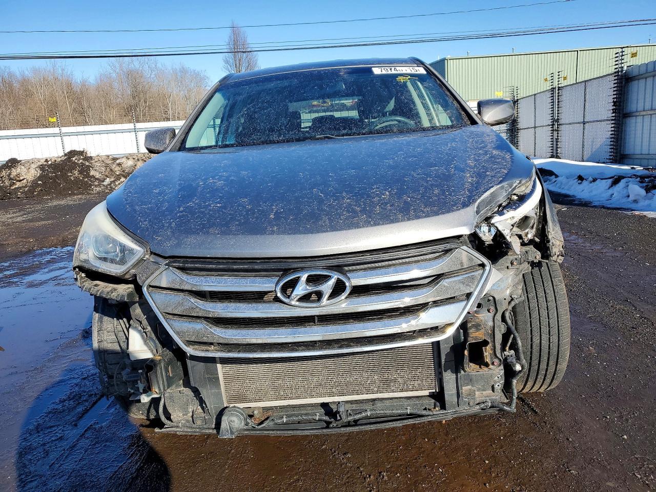 2014 Hyundai Santa Fe Sport 2.4L - Image 5