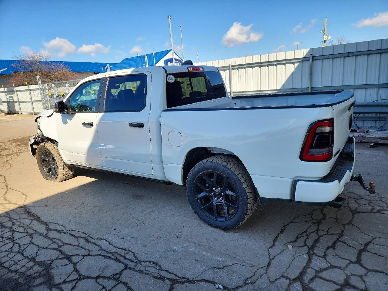 2023 Ram 1500 Laramie - Фото 2