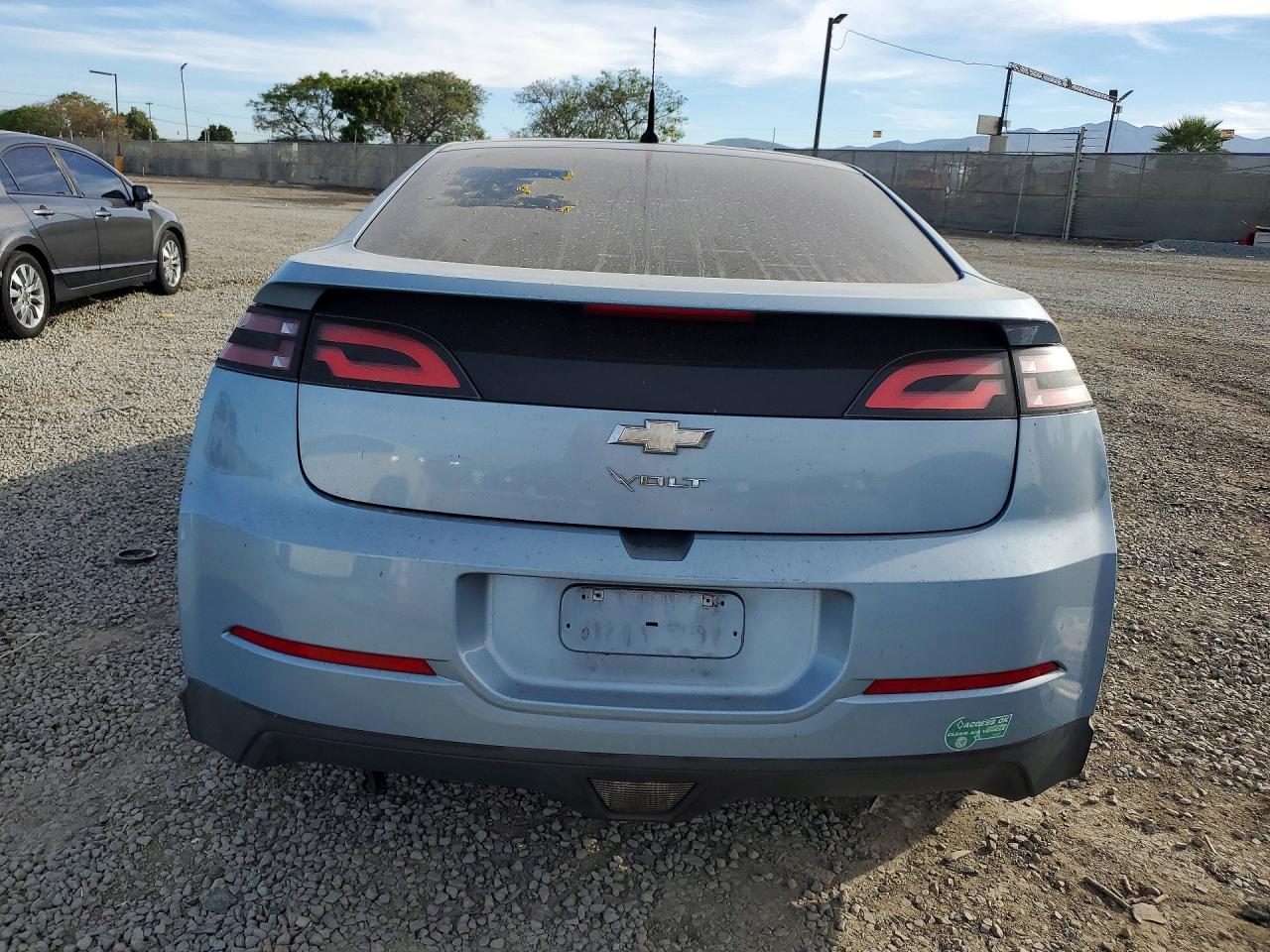 2014 Chevrolet Volt - Image 6