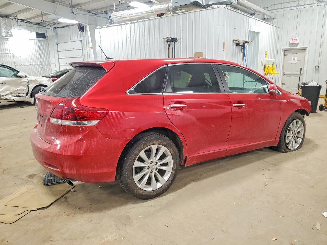 2013 Toyota Venza Xle - Image 3