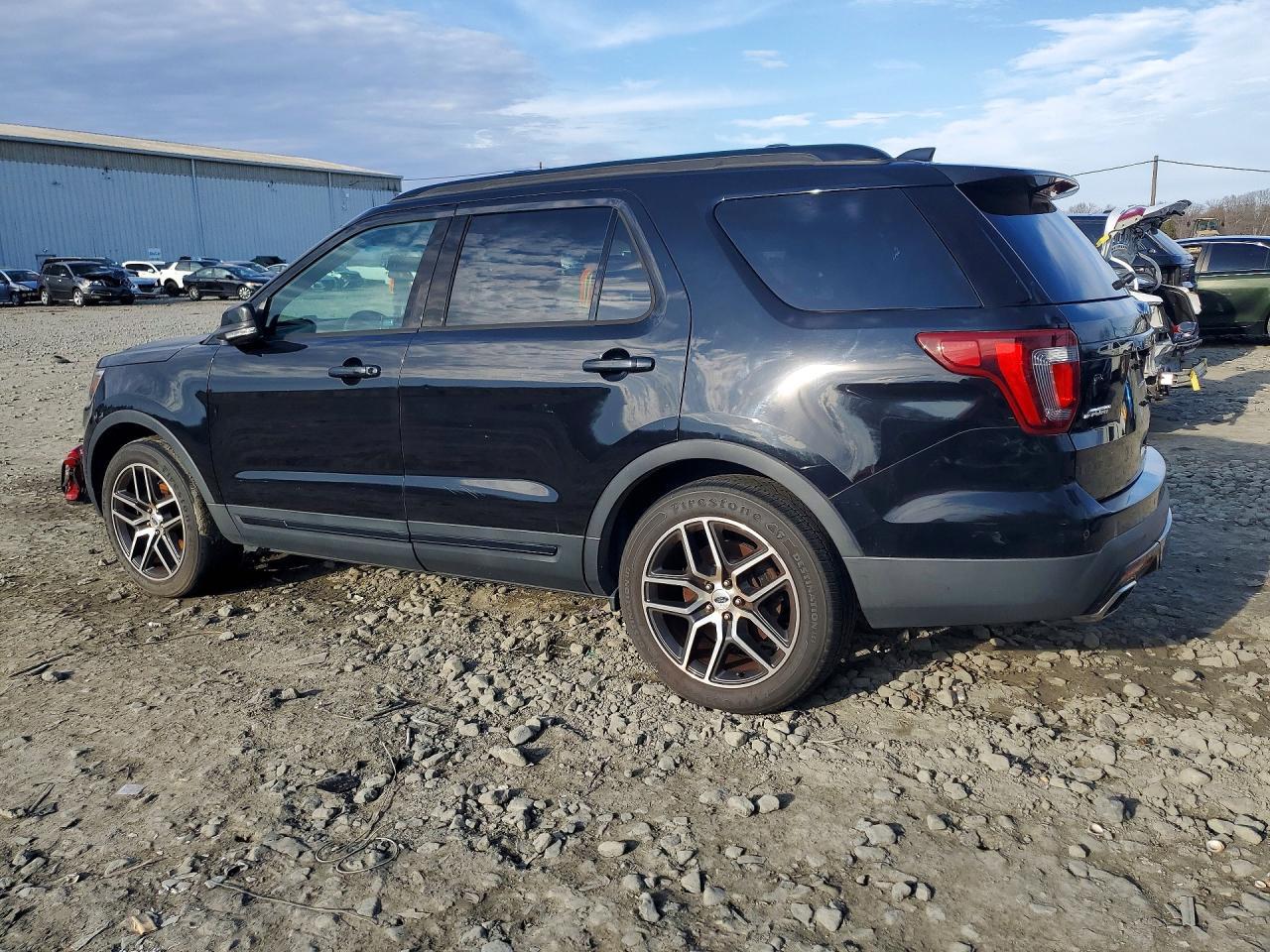 2016 Ford Explorer - Image 2