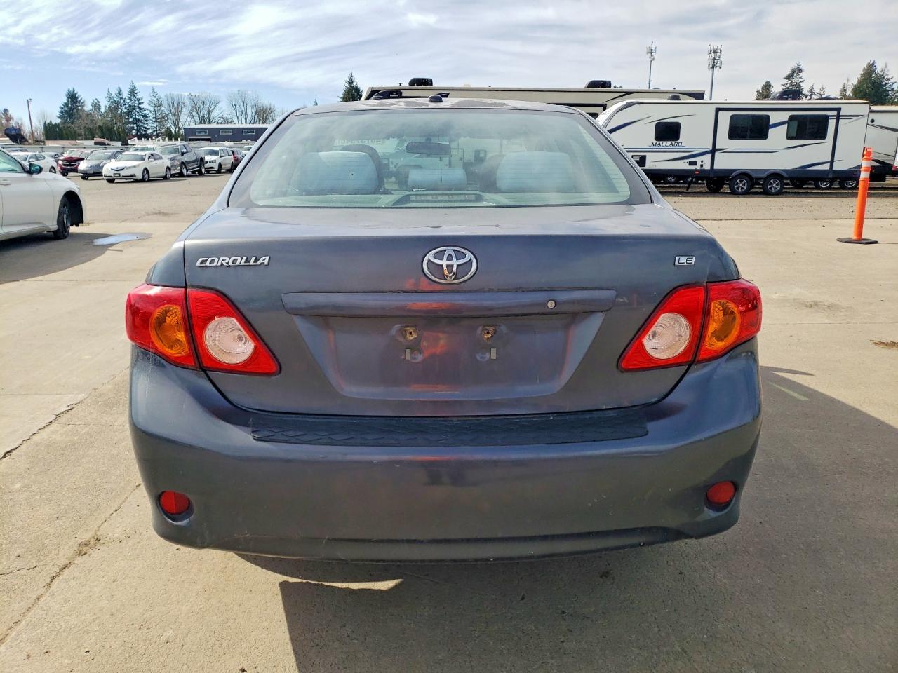 2010 Toyota Corolla Le - Image 6