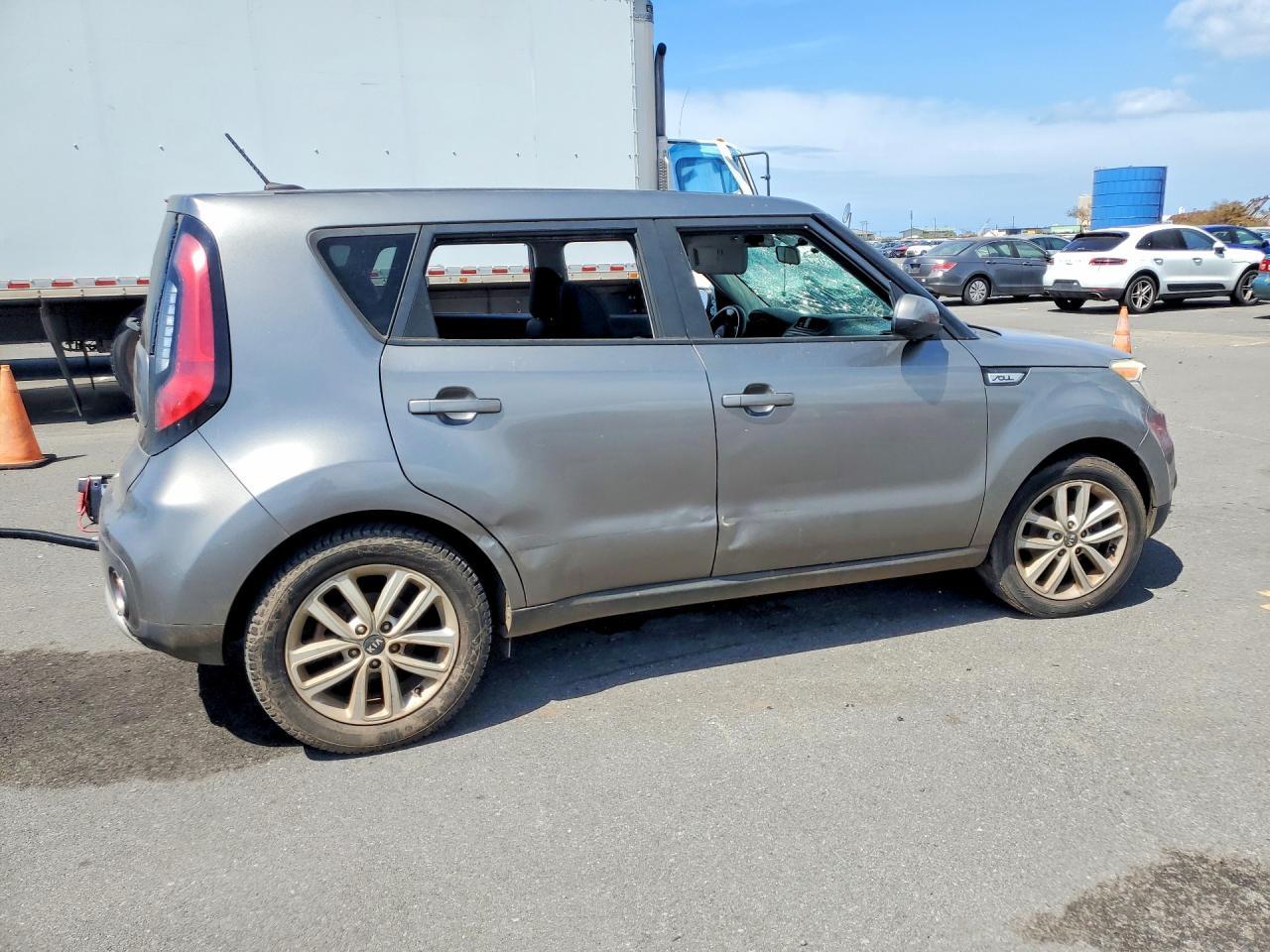 2018 Kia Soul + - Фото 3