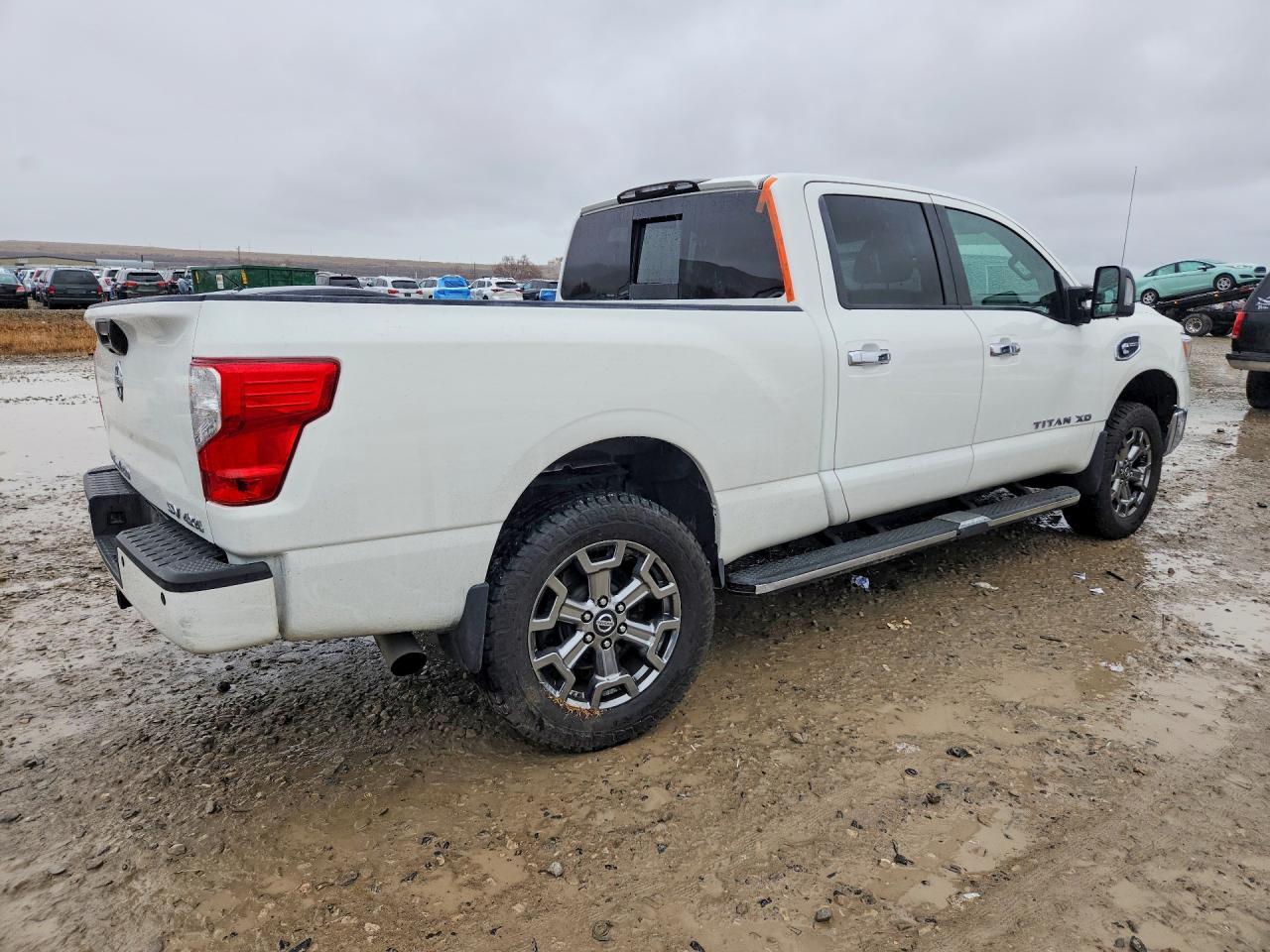 2017 Nissan Titan Xd S - Image 3