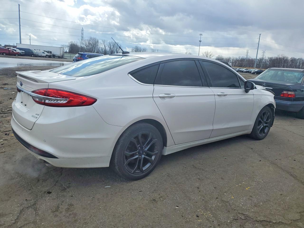 2018 Ford Fusion Se - Фото 3