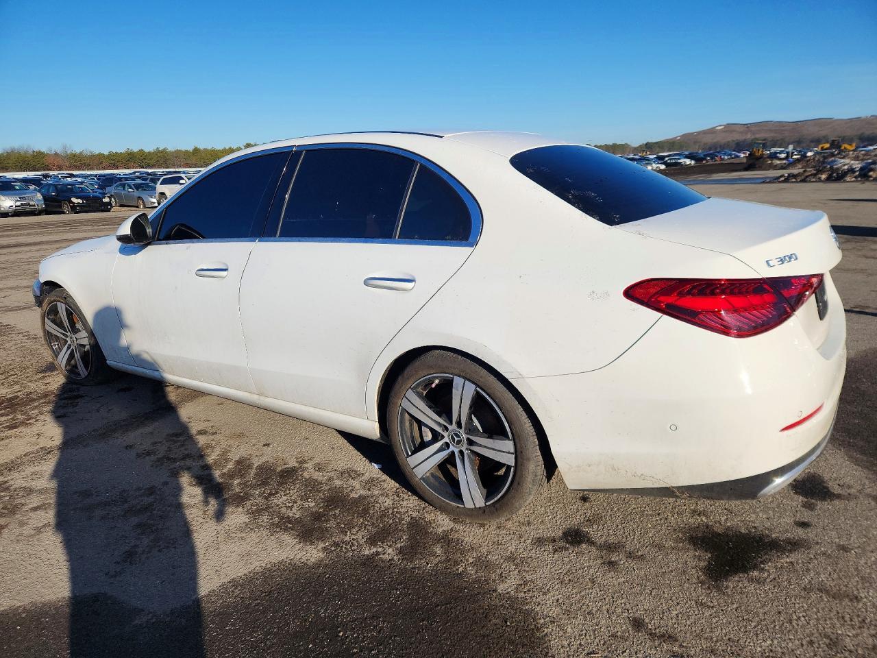 2025 Mercedes-Benz C 300 4Matic - Фото 2