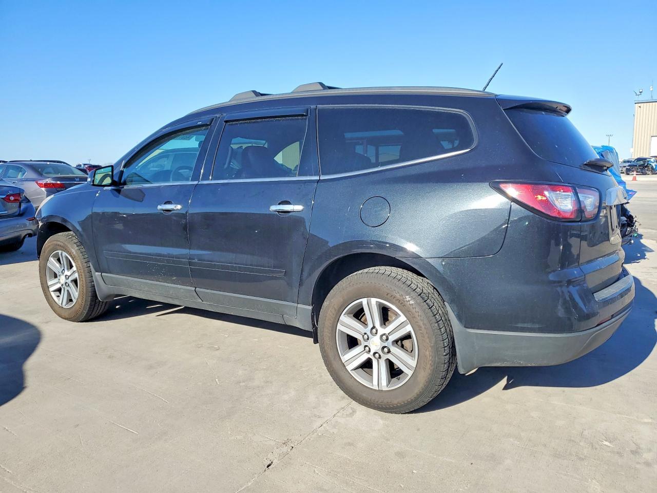 2015 Chevrolet Traverse Lt - Фото 2