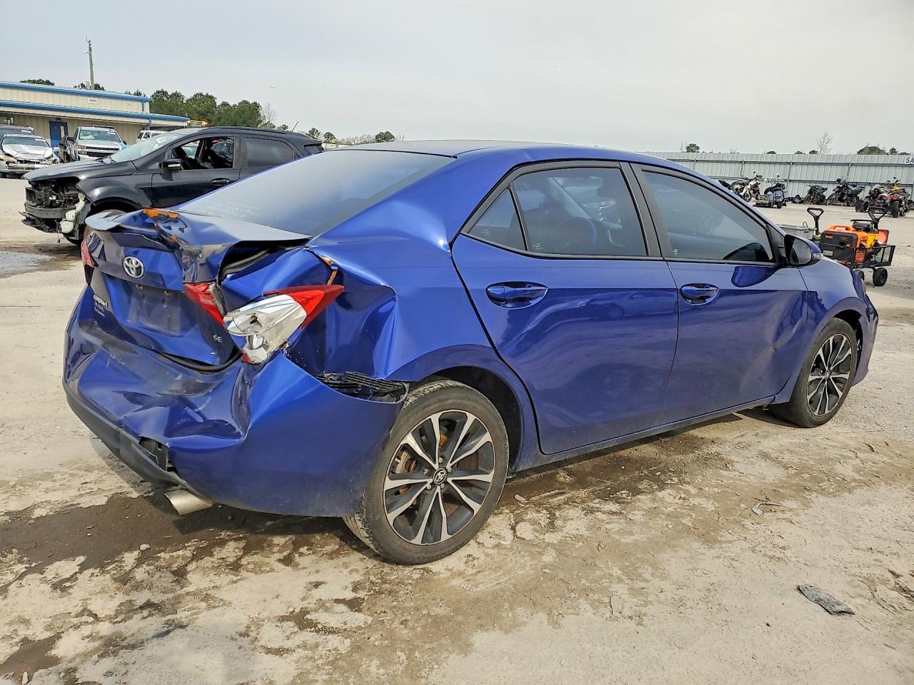 2017 Toyota Corolla Se - Фото 3