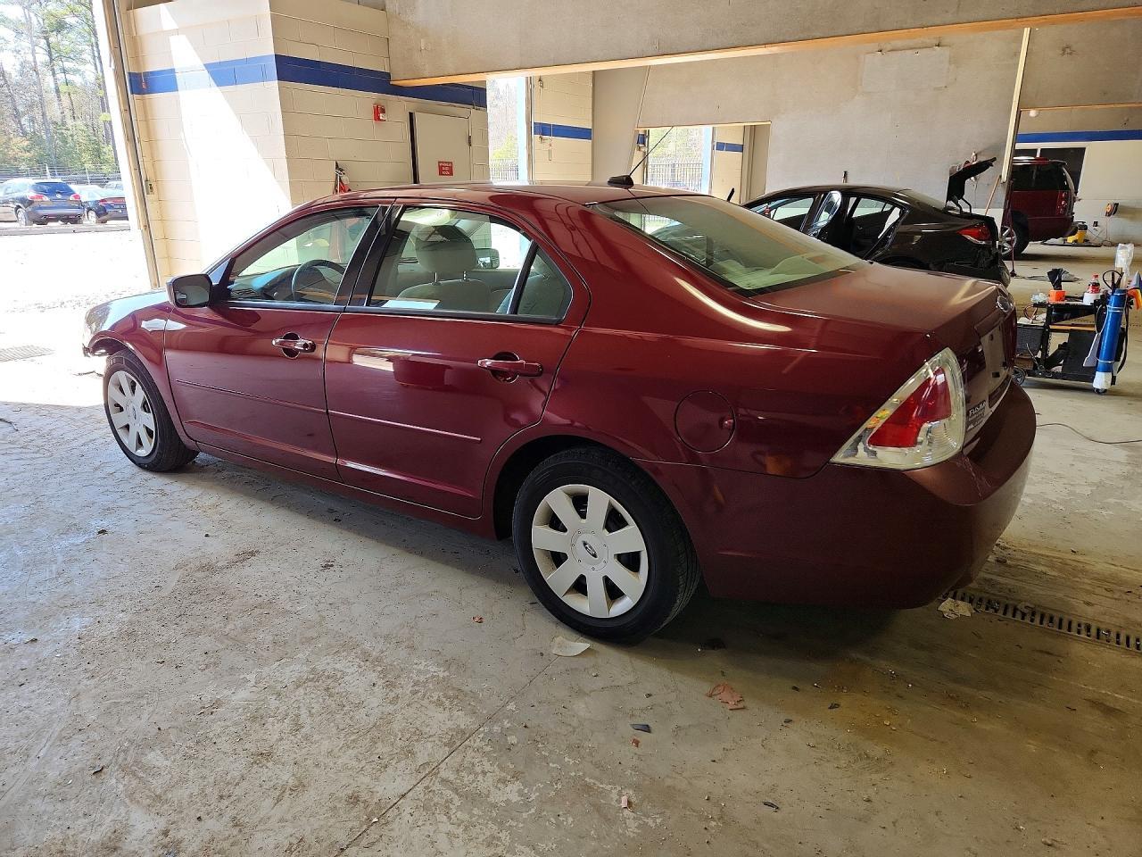 2007 Ford Fusion S - Фото 2