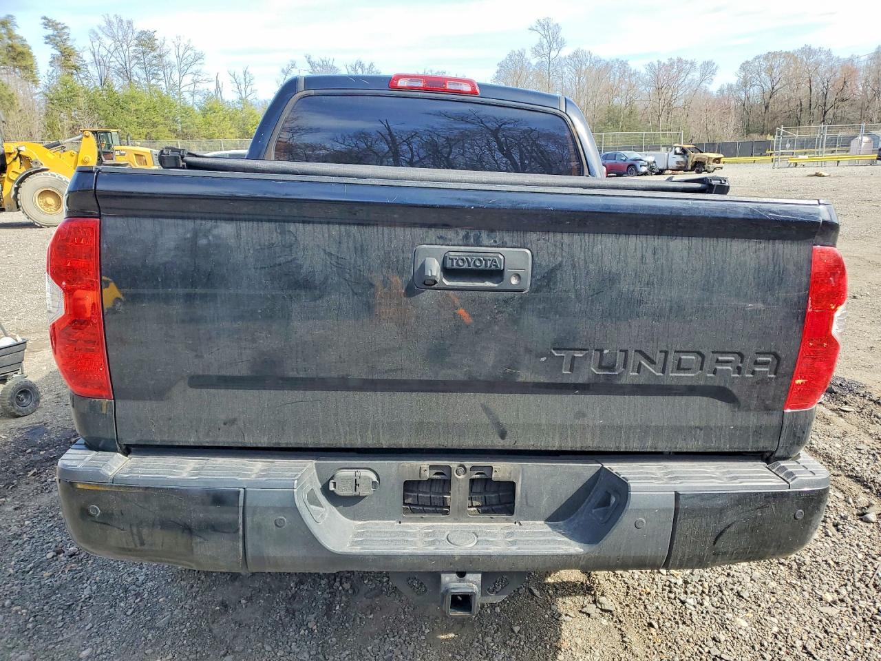 2019 Toyota Tundra Sr5 - Image 6