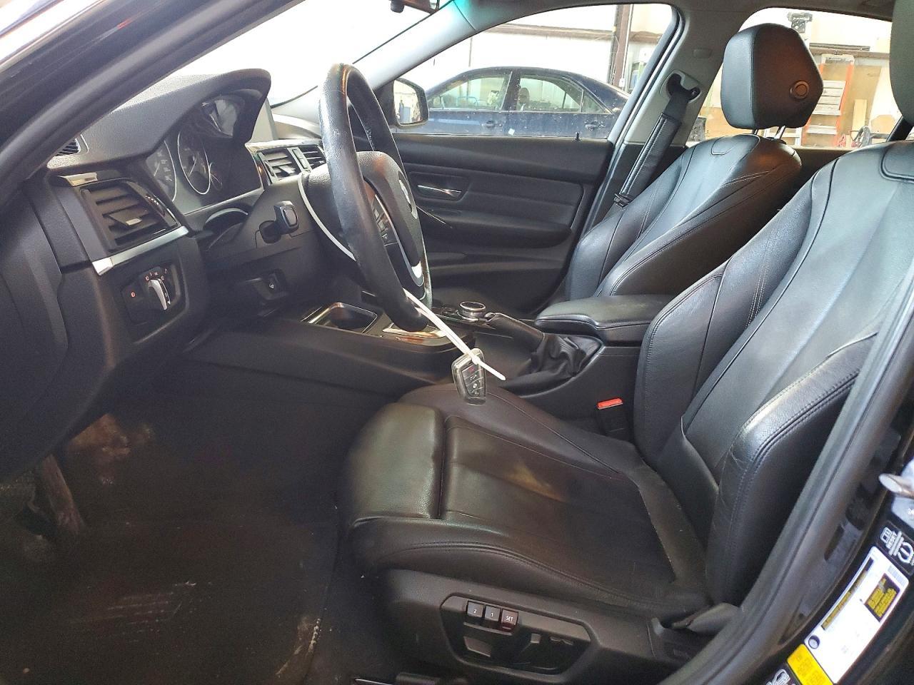 2015 BMW 320 I xDrive - Фото 7