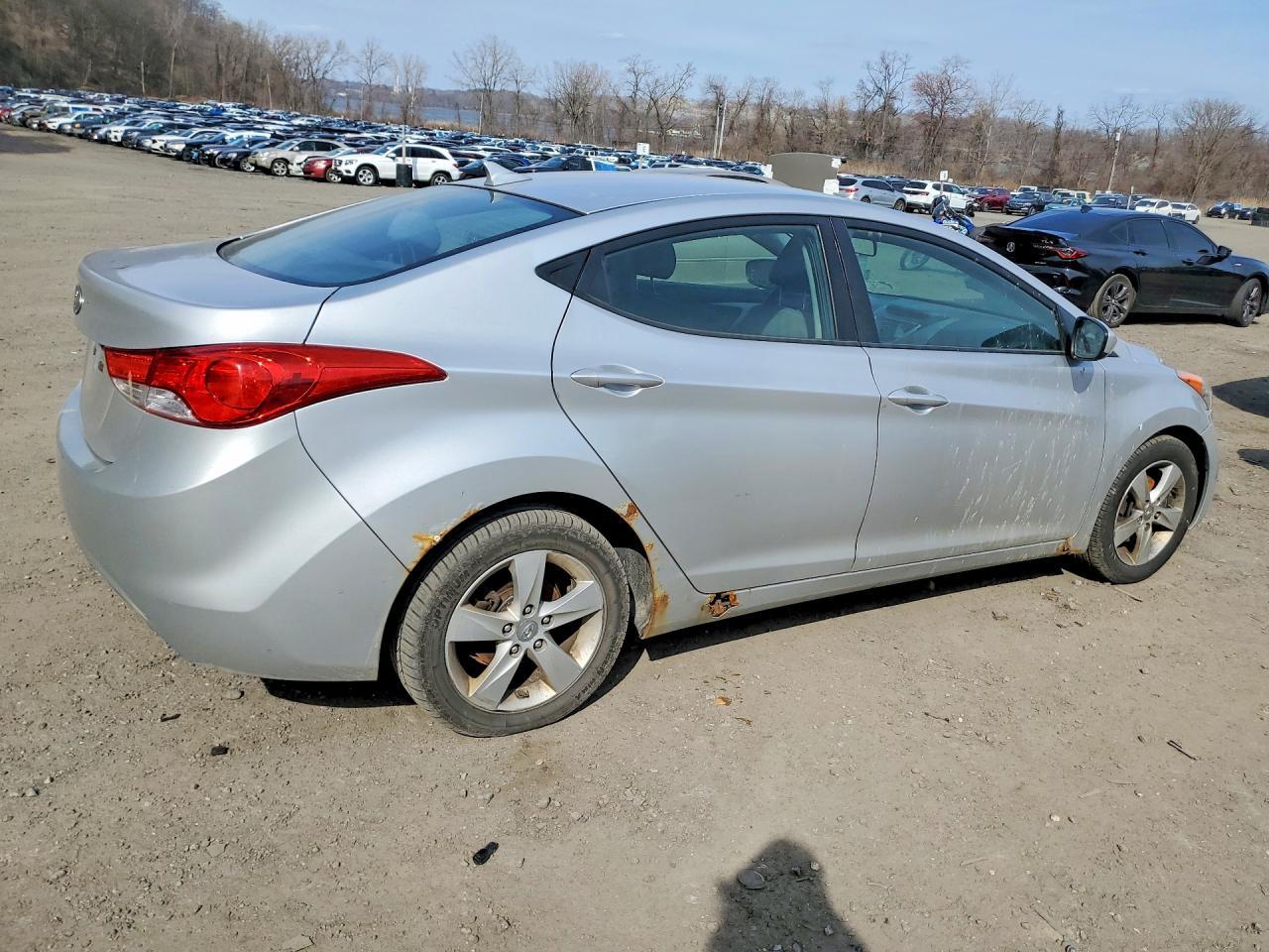 2012 Hyundai Elantra Gls - Фото 3