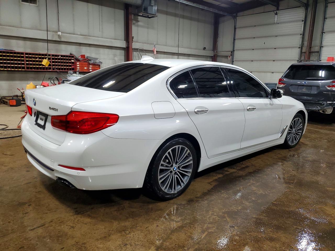2018 BMW 540 Xi - Фото 3