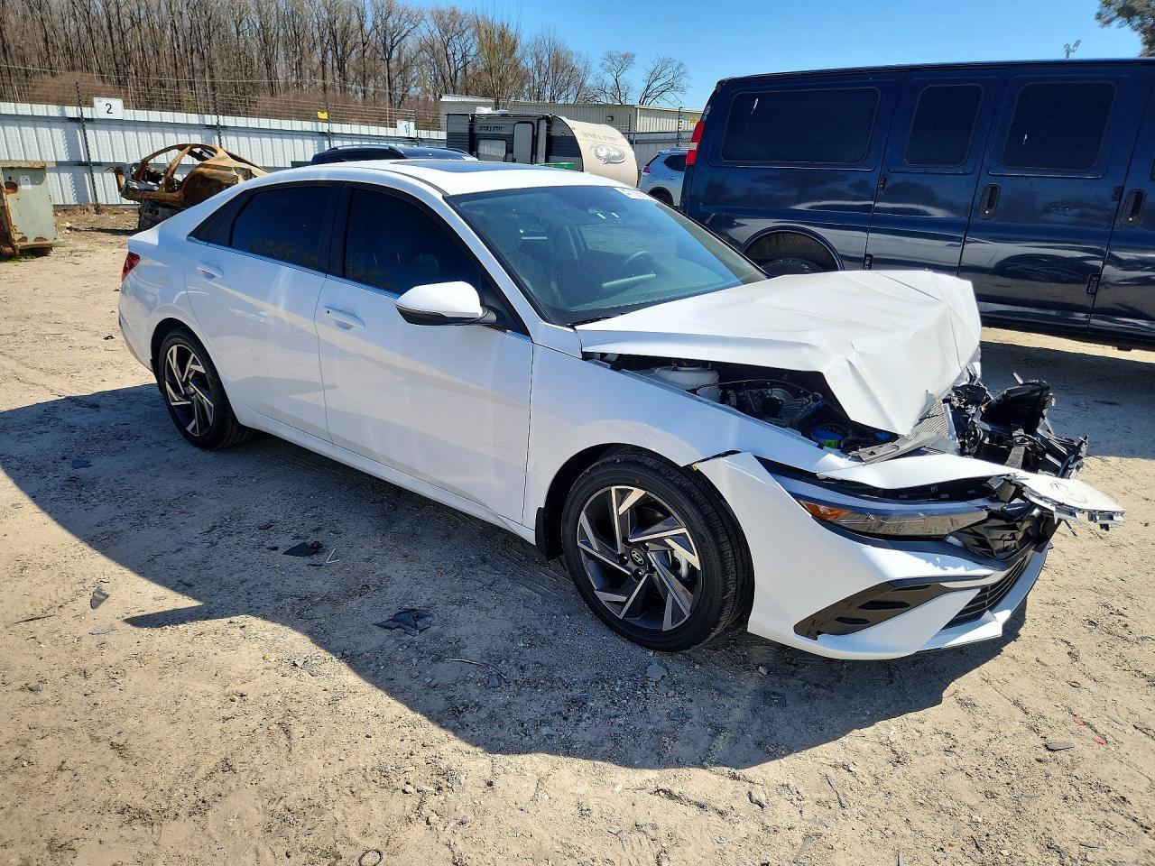 2026 Hyundai Elantra Limited - Фото 4