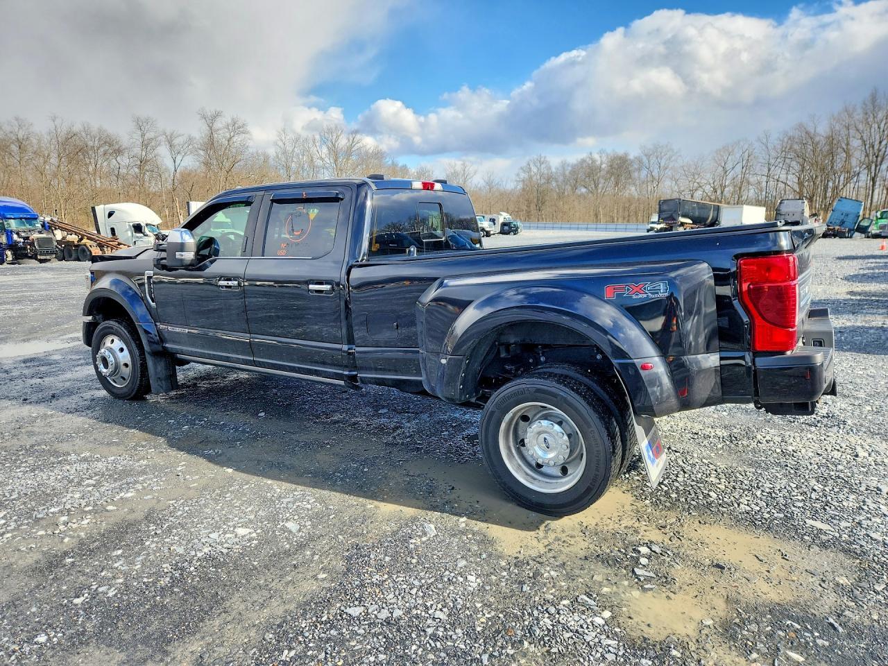 2021 Ford F450 Super Duty - Фото 2