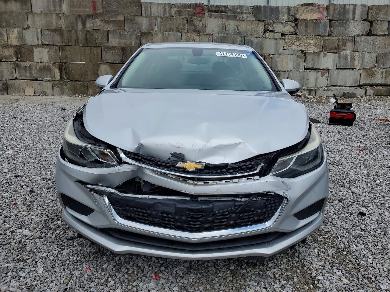 2018 Chevrolet Cruze Lt - Image 5