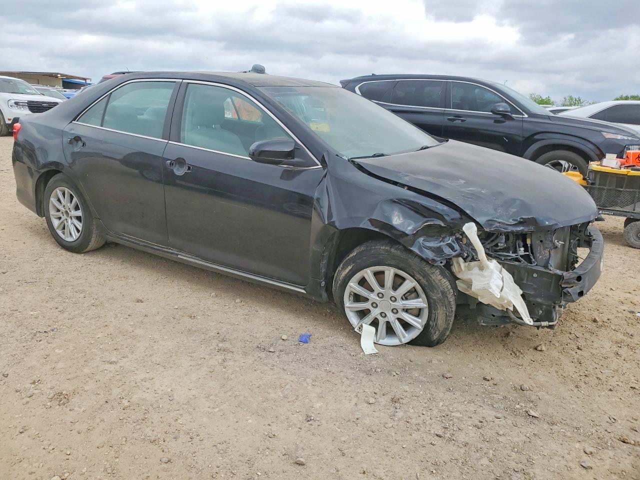 2012 Toyota Camry Le A - Image 4