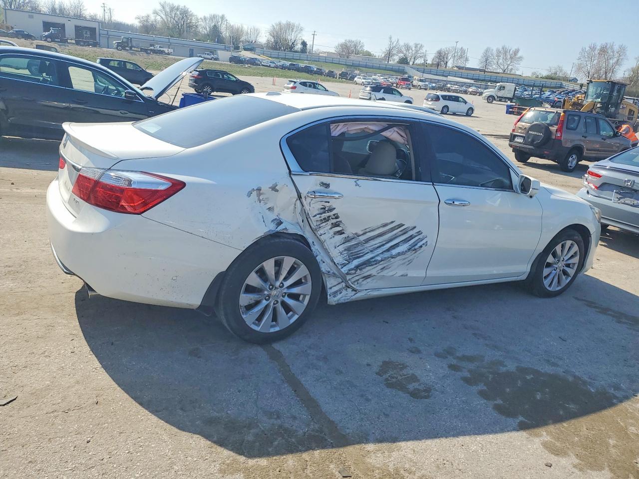 2013 Honda Accord - Image 3