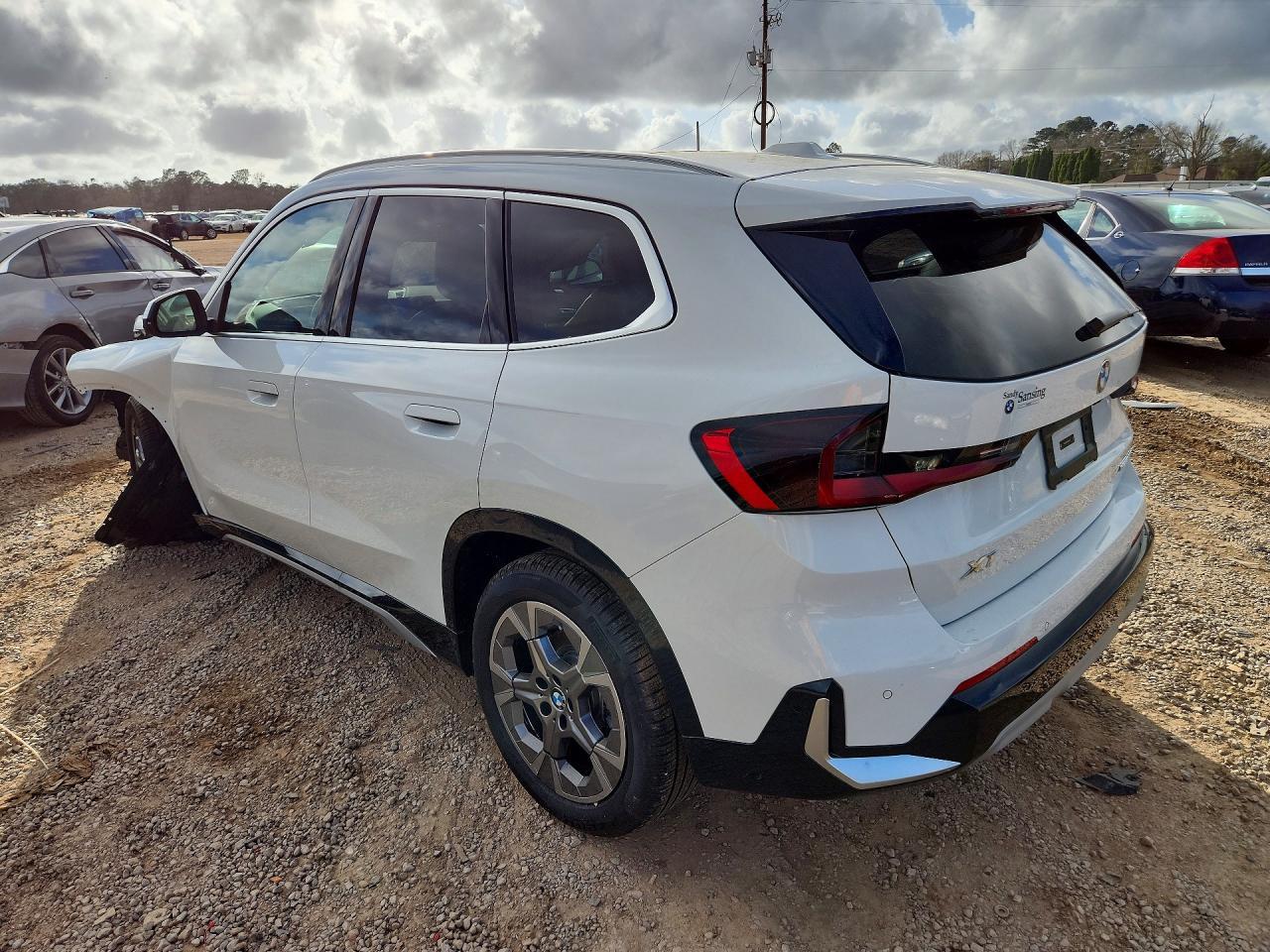 2025 BMW X1 xDrive28I - Фото 2
