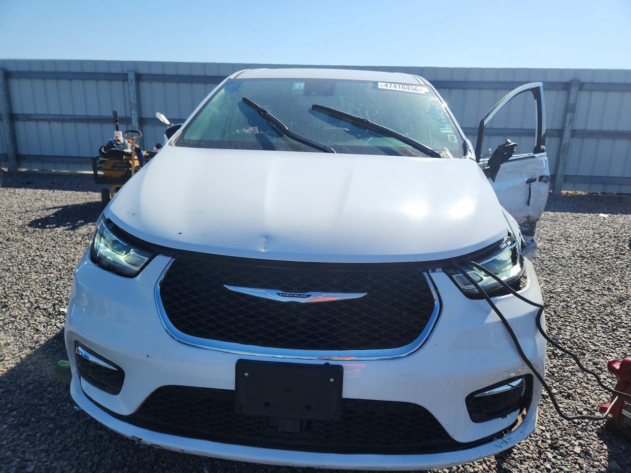 2024 Chrysler Pacifica Touring L - Image 5