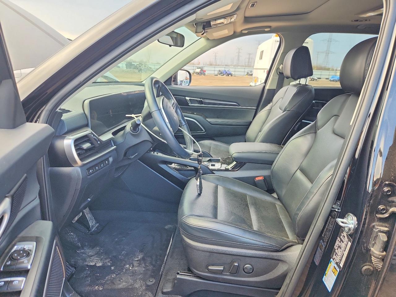 2025 Kia Telluride S - Image 7