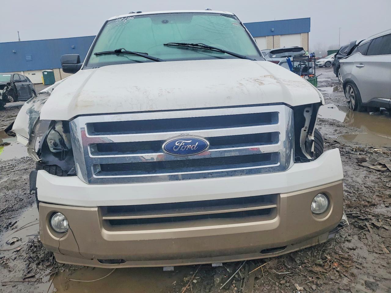 2011 Ford Expedition Xlt - Фото 5