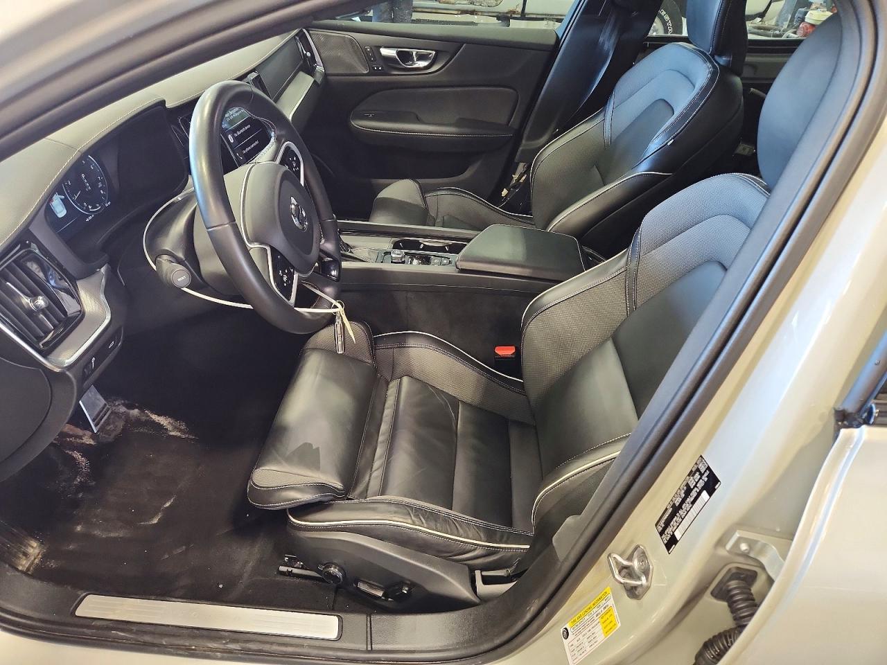 2021 Volvo S60 T5 R-Design - Фото 7