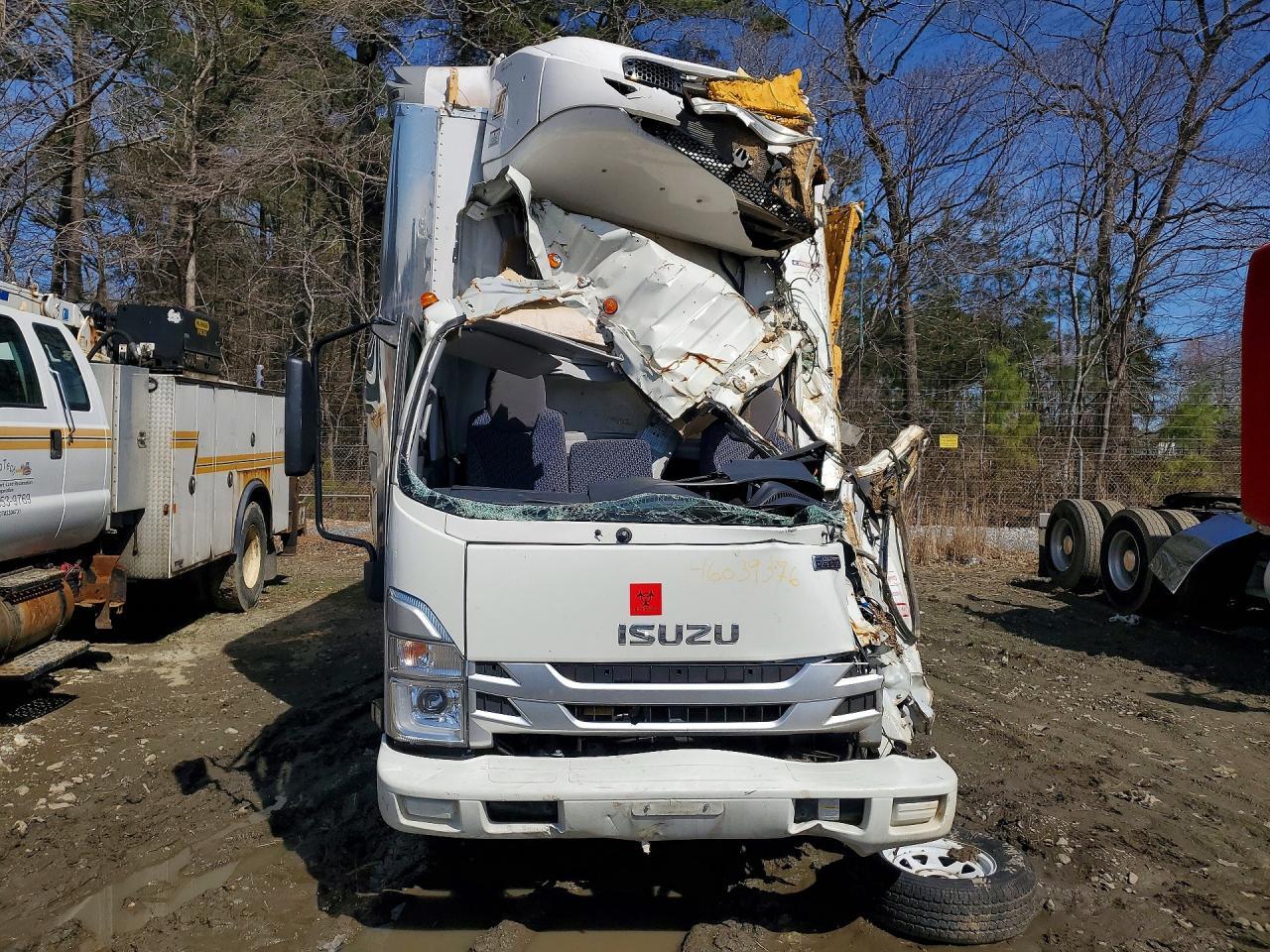 2024 Isuzu Nrr Refrigerated Box Truck - Image 5
