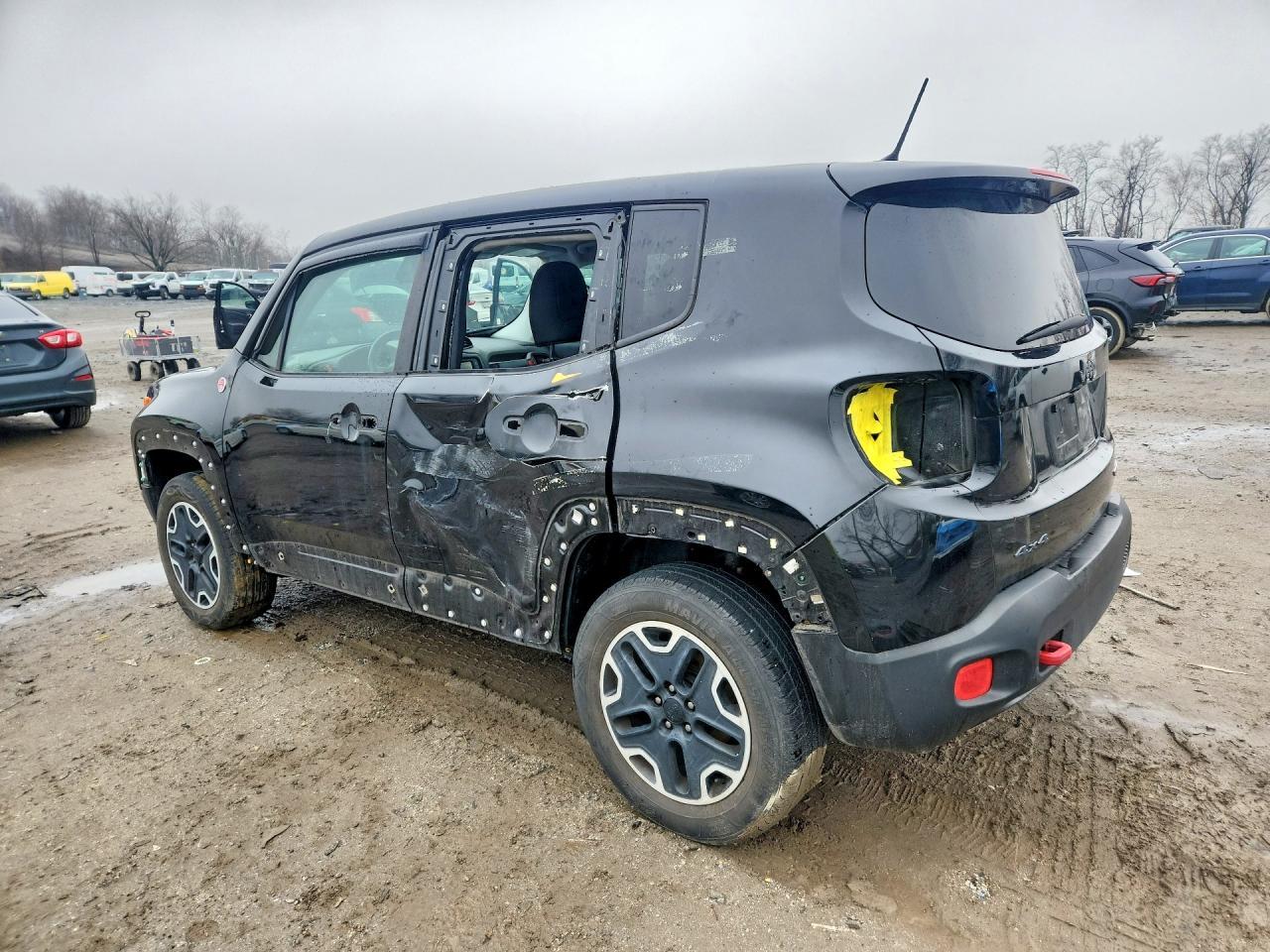 2015 Jeep Renegade - Фото 2