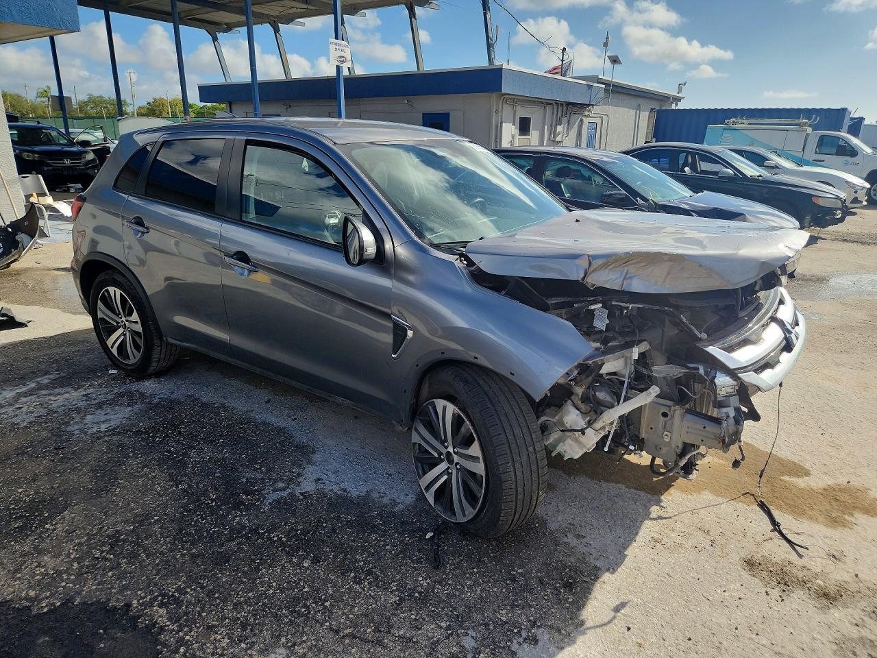 2021 Mitsubishi Outlander Sport Se - Фото 4