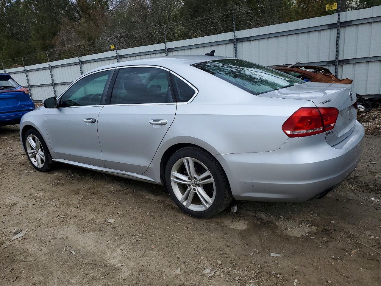 2014 Volkswagen Passat Se - Фото 2