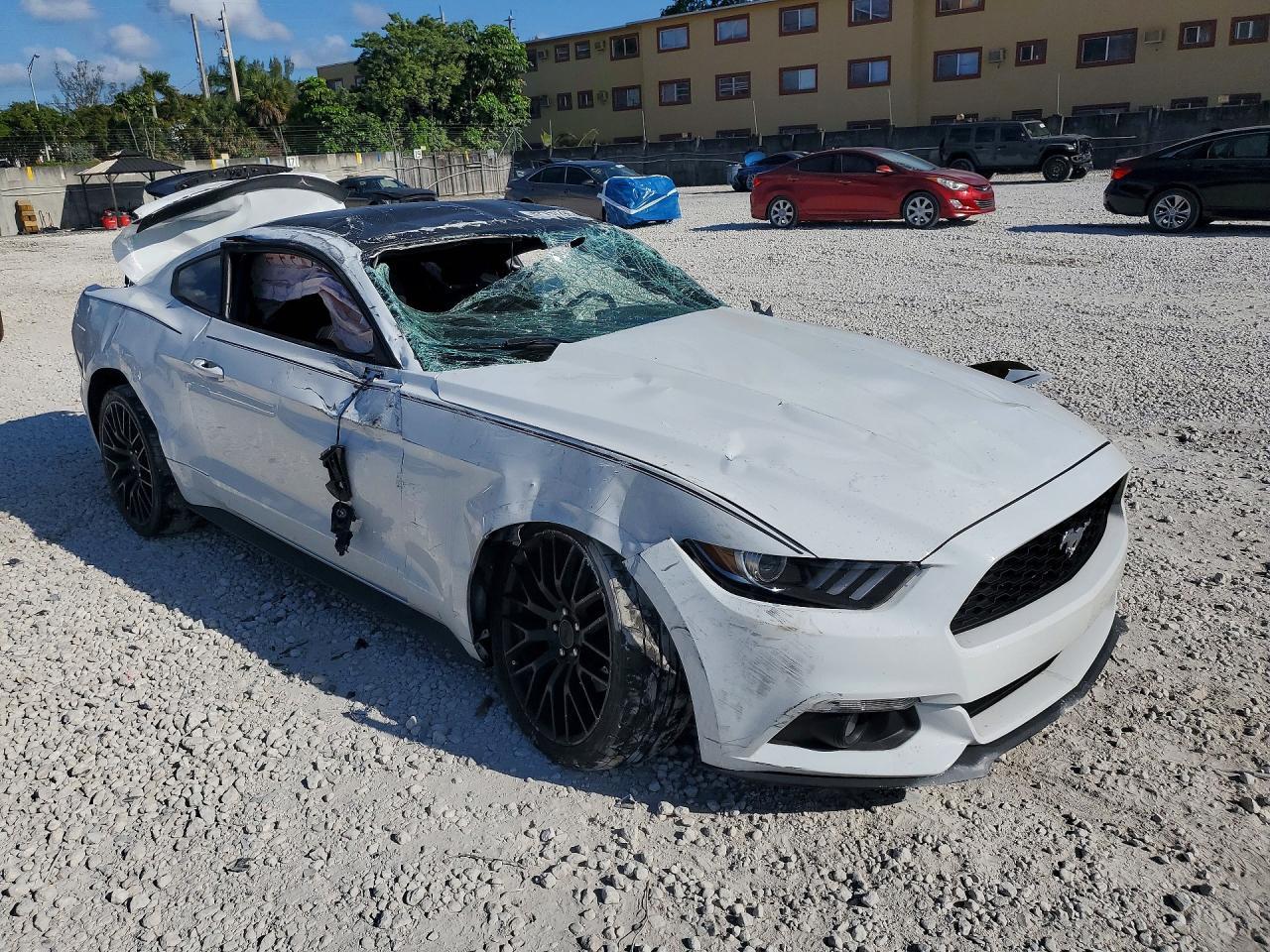 2016 Ford Mustang - Фото 4