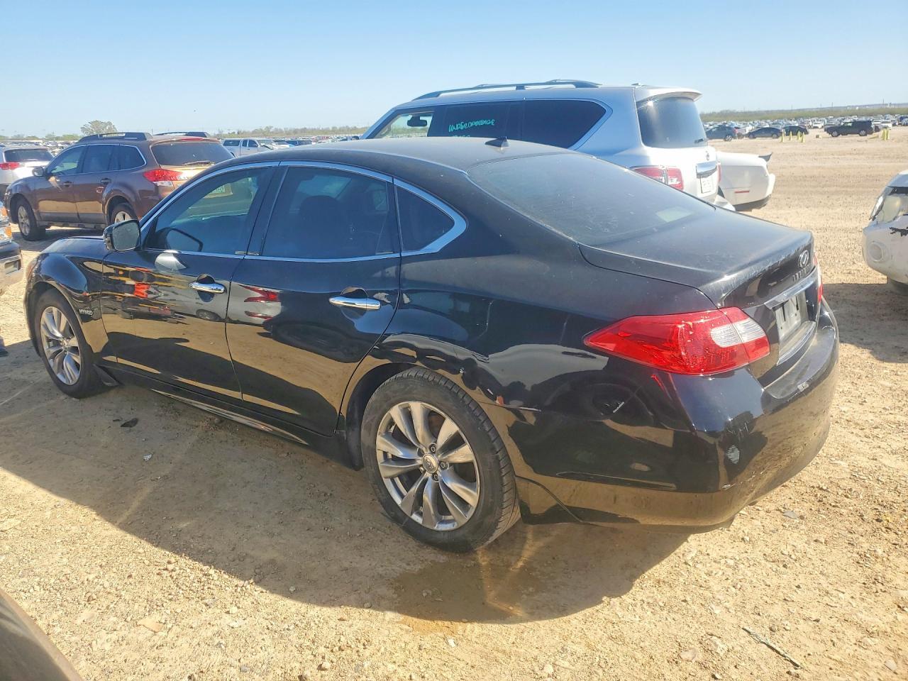 2012 Infiniti M35H Base - Фото 2