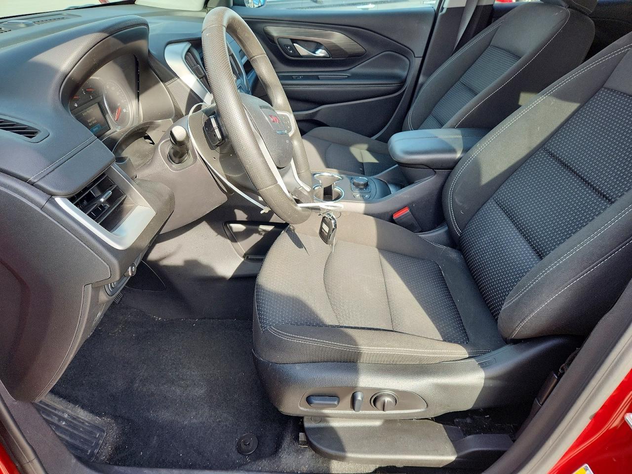 2024 GMC Terrain Sle - Image 7