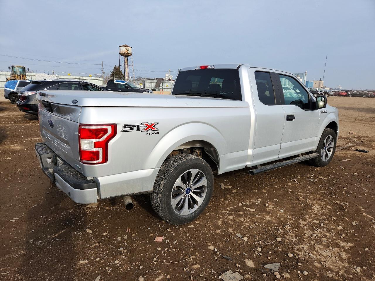2019 Ford F150 Super Cab - Фото 3