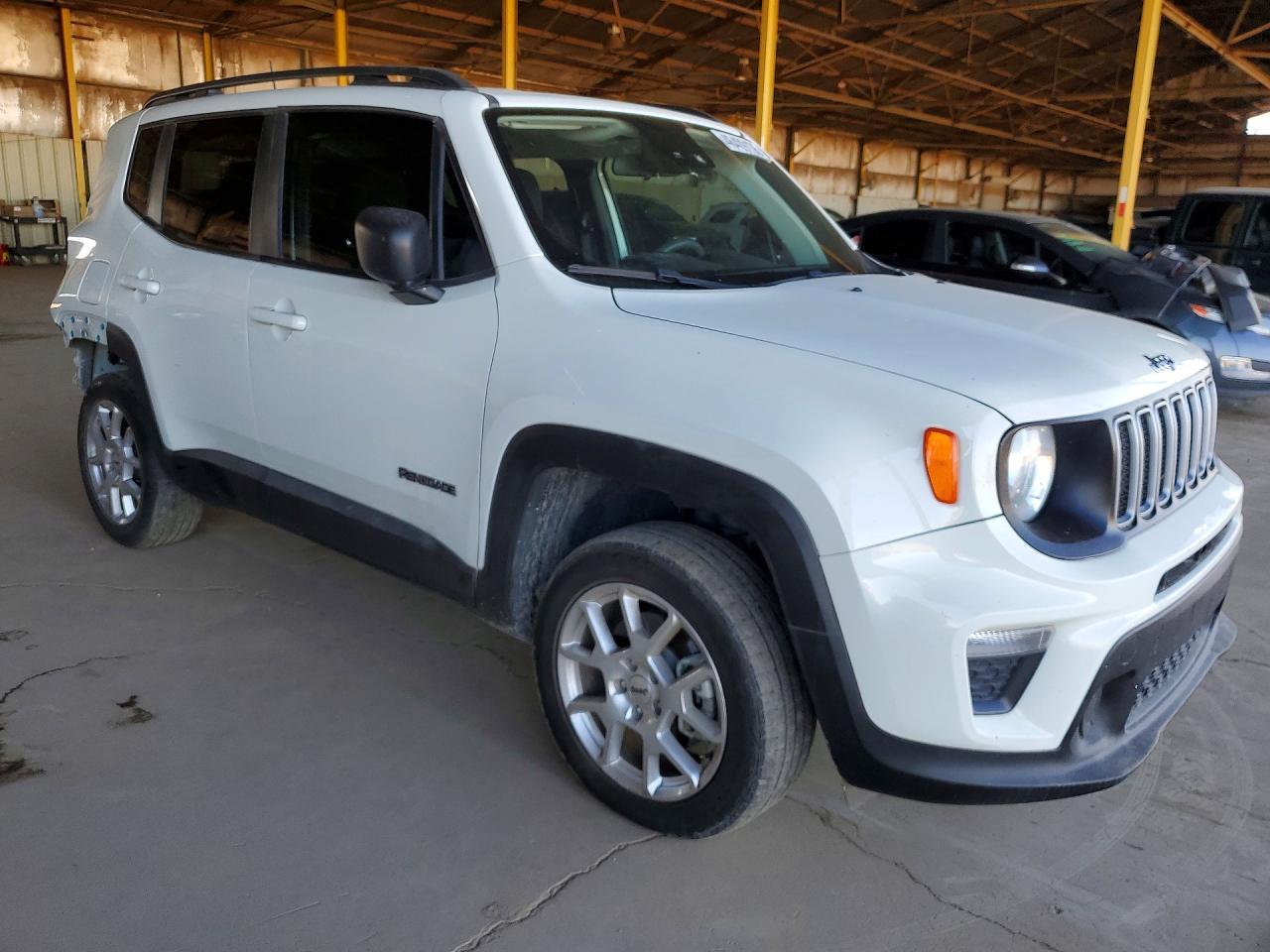 2022 Jeep Renegade Sport - Image 4