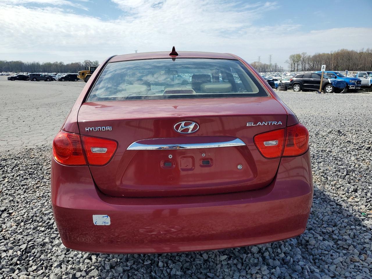 2010 Hyundai Elantra - Фото 6