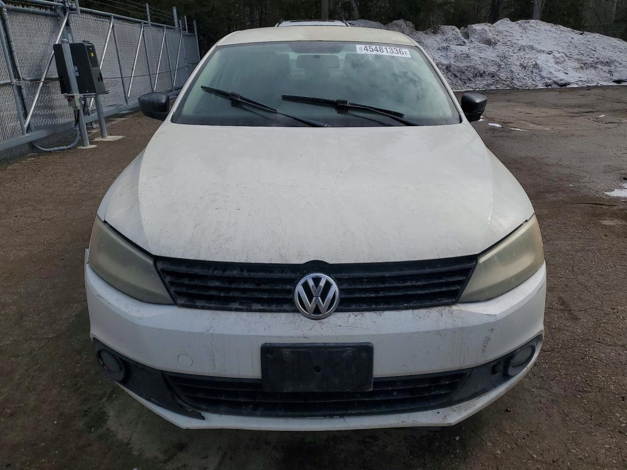 2013 Volkswagen Jetta Base - Image 5