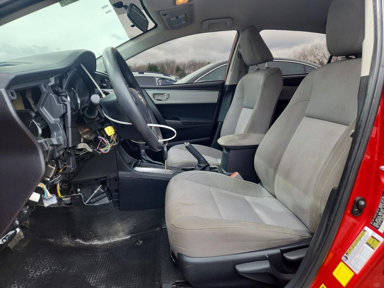 2015 Toyota Corolla Le - Фото 7