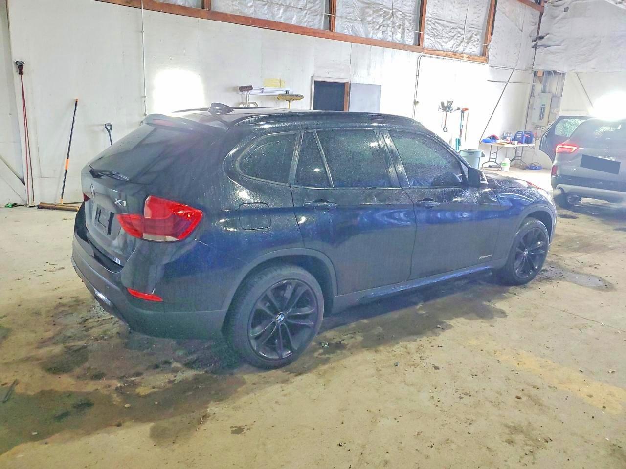2015 BMW X1 xDrive28I - Image 3