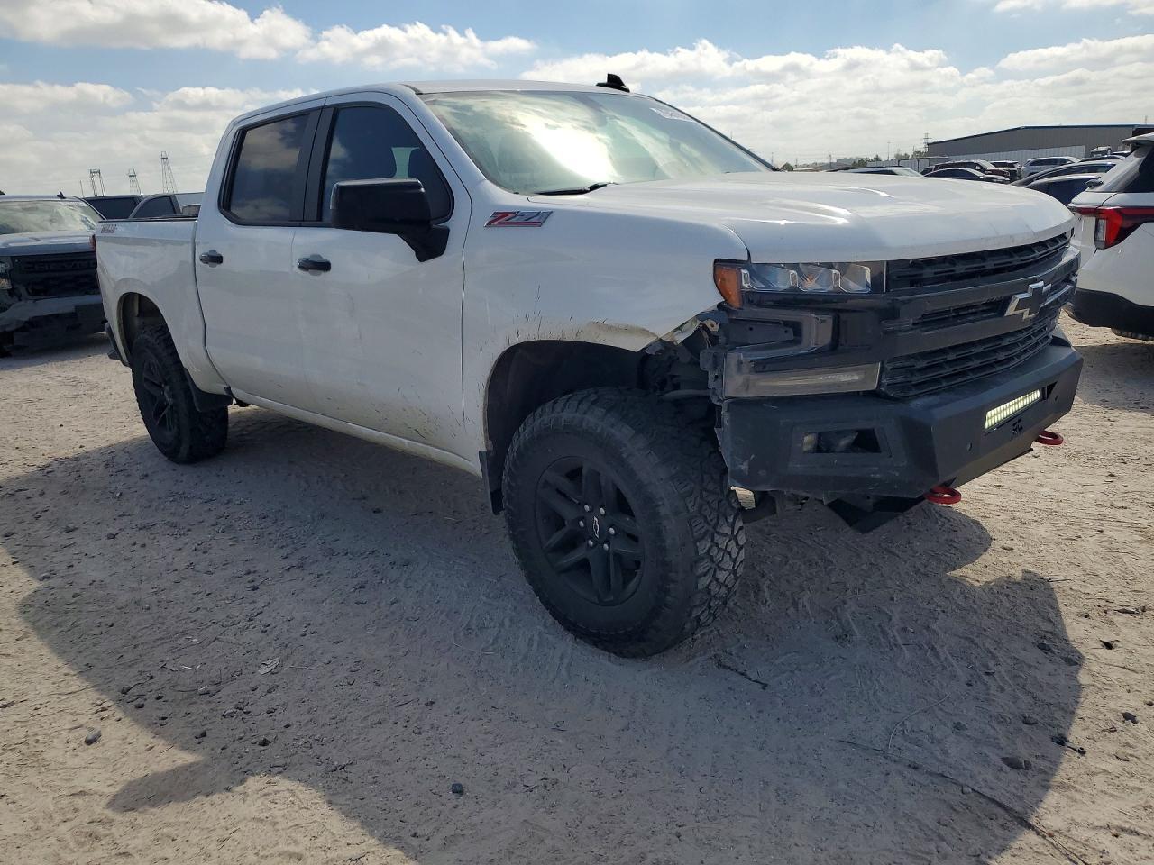 2020 Chevrolet Silverado K1500 Lt Trail Boss - Image 4