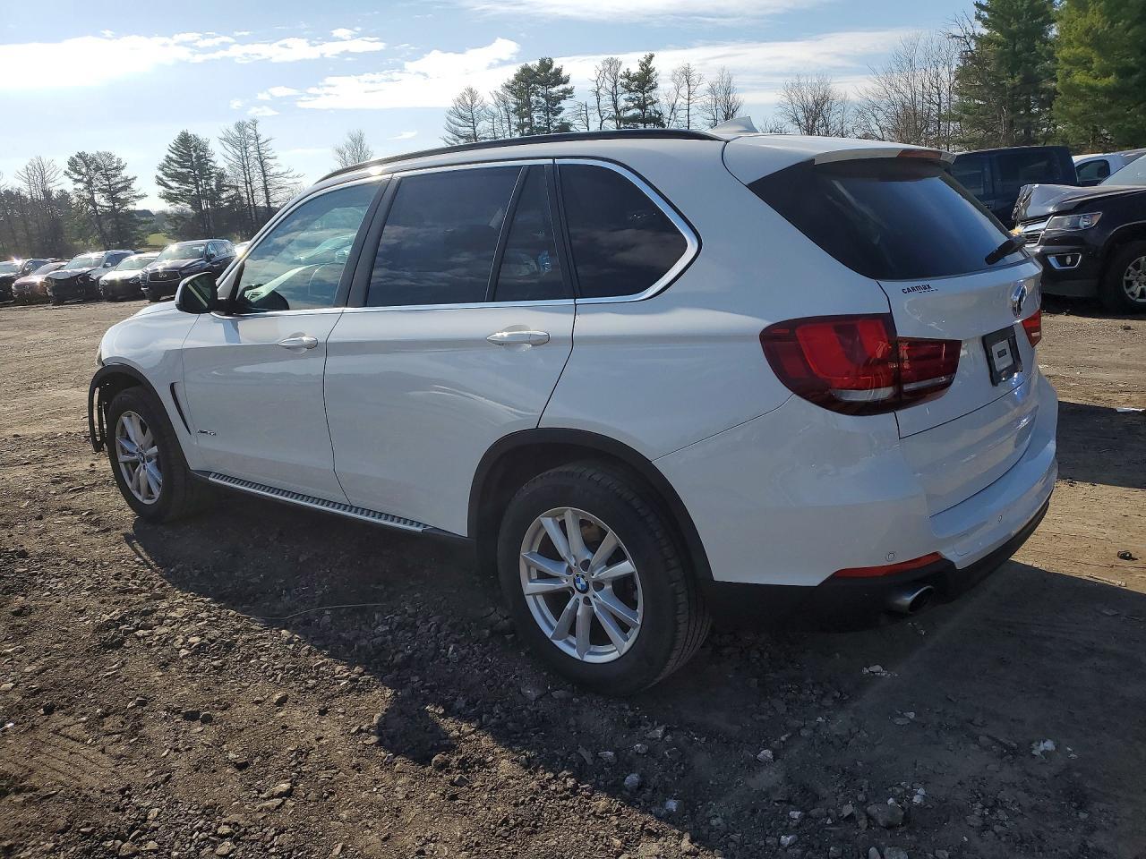 2015 BMW X5 xDrive35I - Фото 2